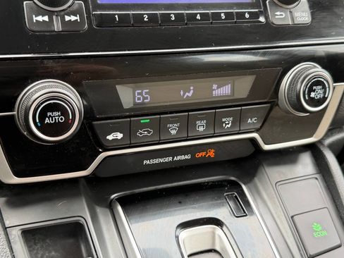 Used 2017 Honda CR-V LX image 40