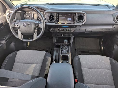 Used 2023 Toyota Tacoma TRD Off-Road image 15