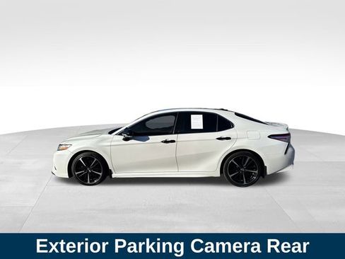 Used 2020 Toyota Camry XSE image 2