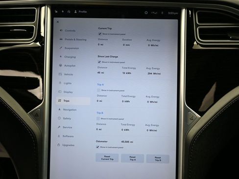 Used 2017 Tesla Model S 75 image 28