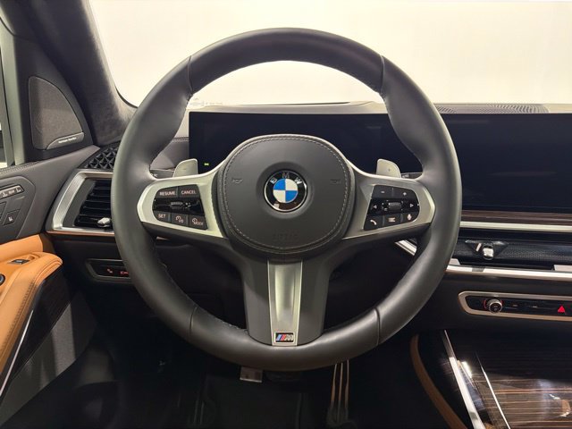 Used 2026 BMW X7 xDrive40i w/ M Sport Package AWD/4WD image 34
