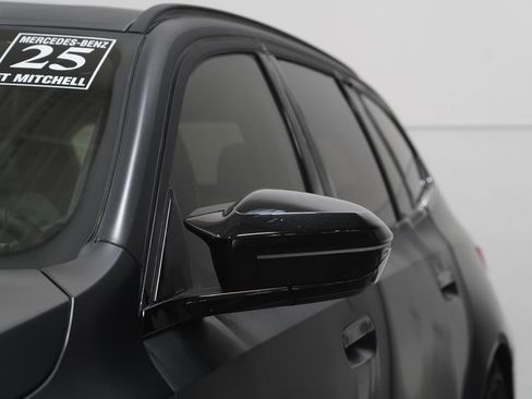 Used 2025 BMW M5 Touring image 10