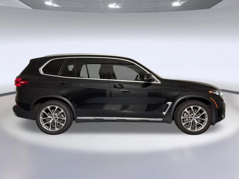 Used 2024 BMW X5 sDrive40i w/ Parking Assistance Package RWD image 8