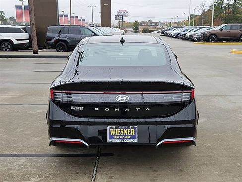 Used 2024 Hyundai Sonata SEL w/ Convenience Package image 6
