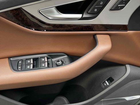 Used 2019 Audi Q7 2.0T Premium Plus image 40