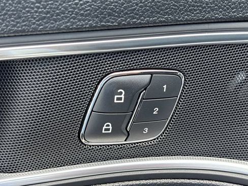 Used 2018 Ford Explorer Limited AWD/4WD image 25