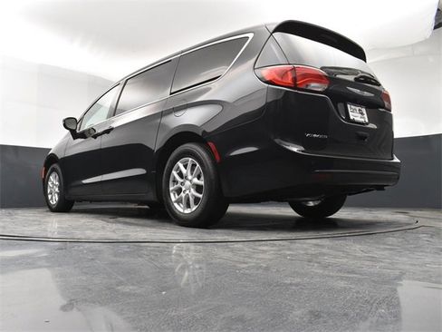 New 2026 Chrysler Voyager LX image 22