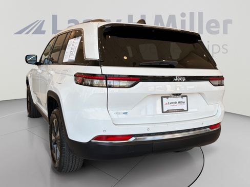 Used 2024 Jeep Grand Cherokee Limited 4xe AWD/4WD image 3