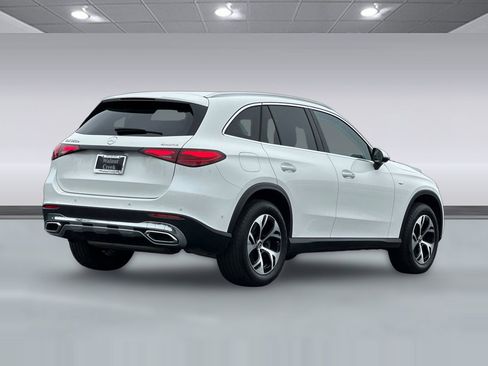 Certified 2025 Mercedes-Benz GLC 350e White image 8