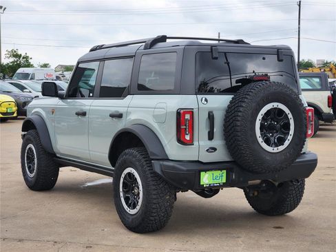 Used 2024 Ford Bronco Badlands AWD/4WD image 4