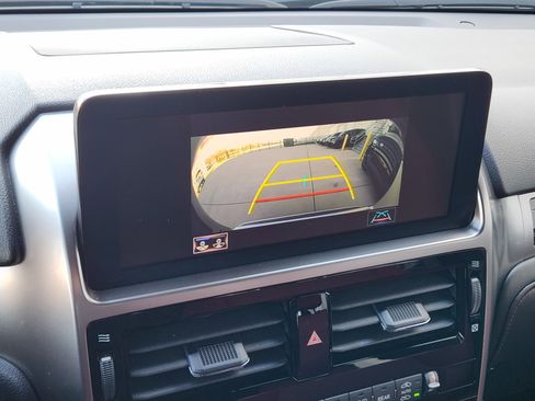 Used 2023 Lexus GX 460 Premium image 18