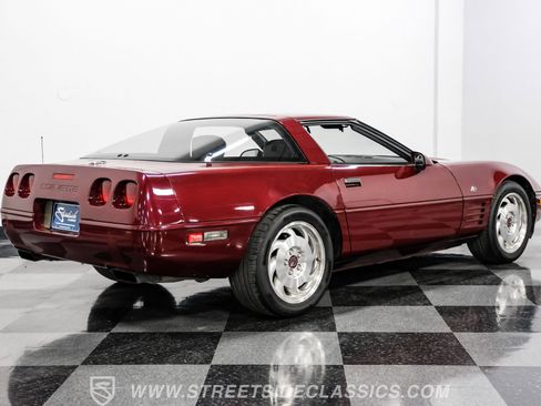 Used 1993 Chevrolet Corvette Coupe image 10