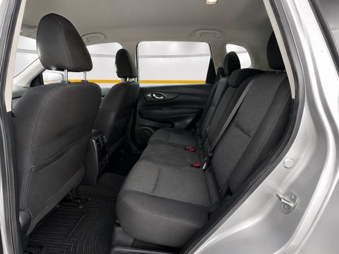 Used 2019 Nissan Pathfinder S AWD/4WD image 17