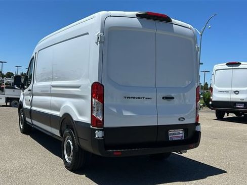 New 2026 Ford Transit 250 148 Medium Roof RWD image 5