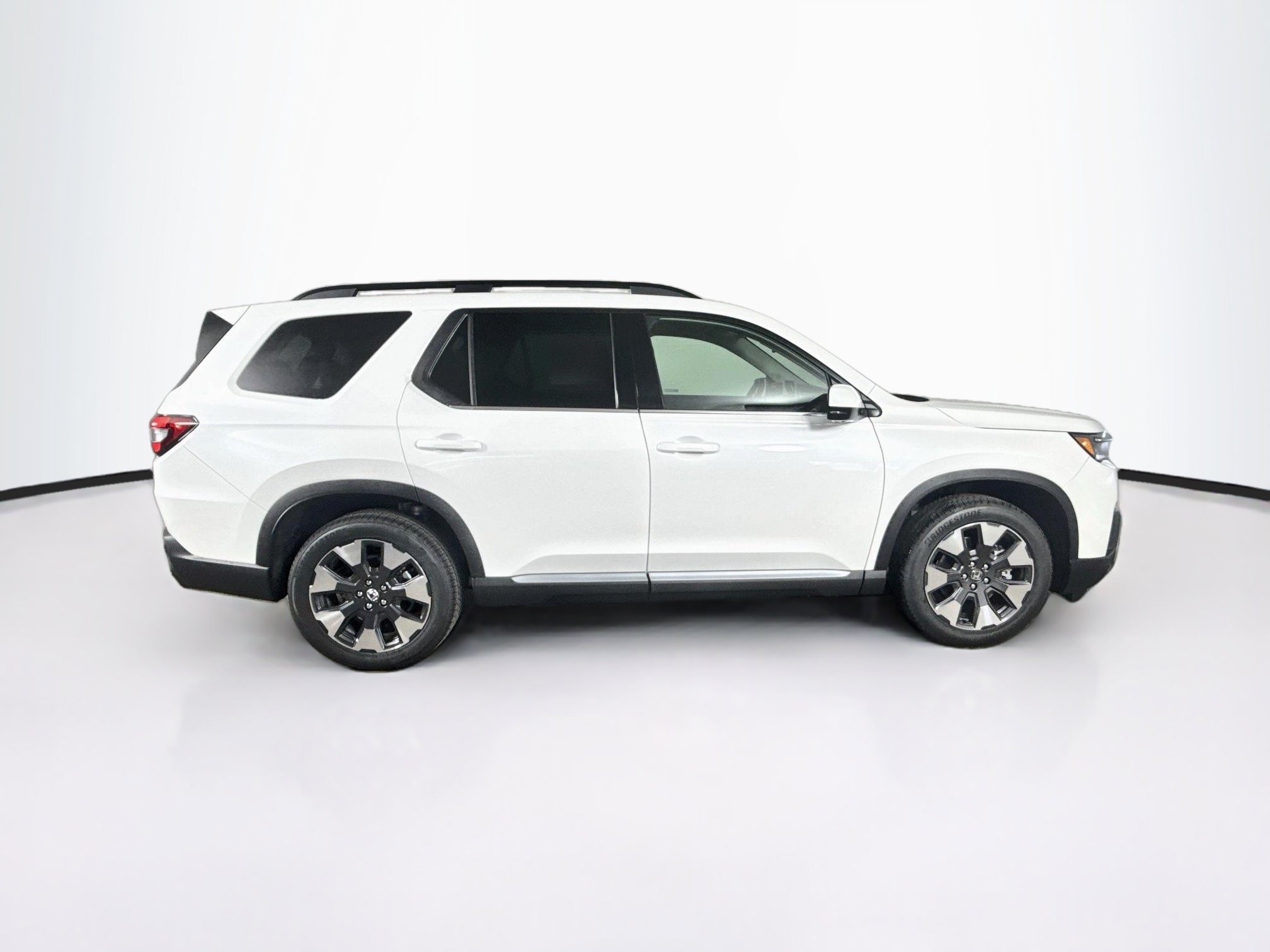 New 2026 Honda Pilot Elite image 2