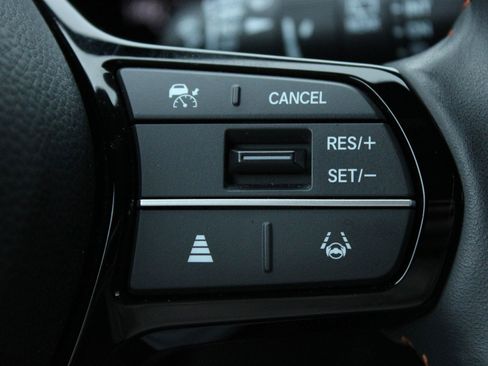 Used 2025 Honda HR-V Sport image 31