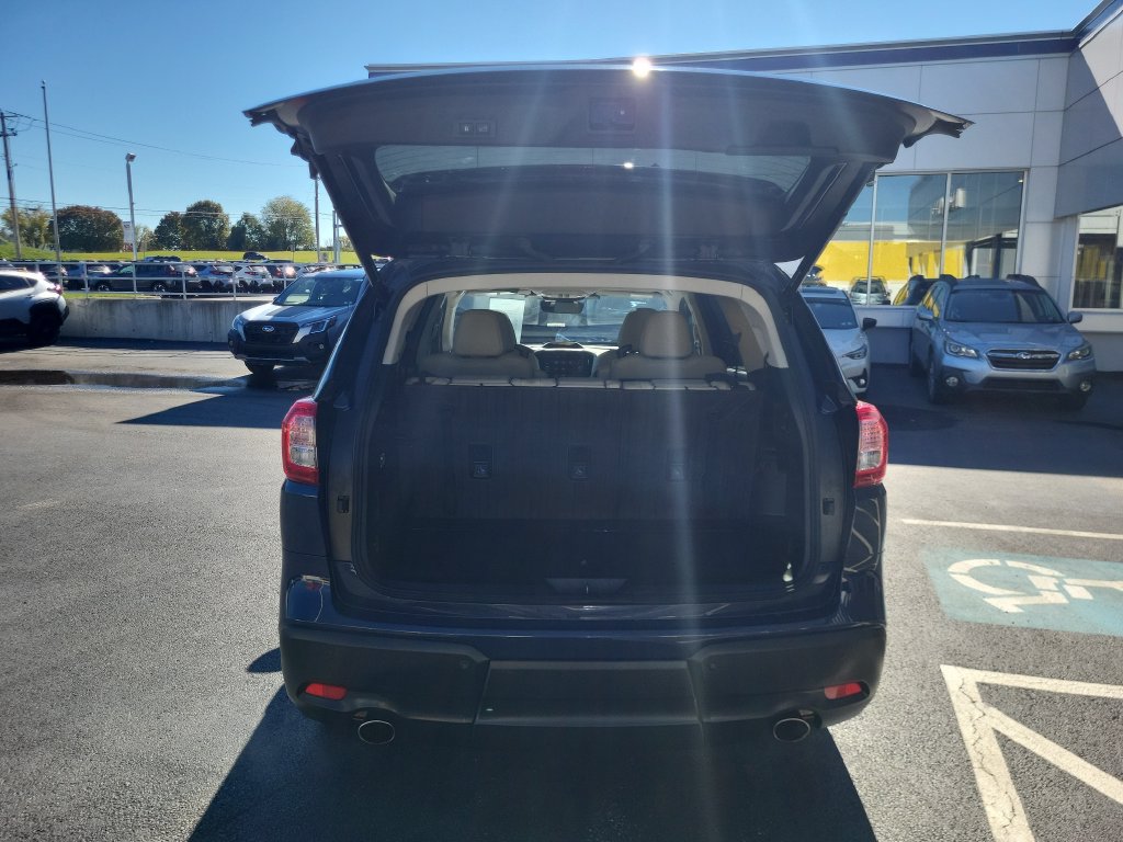 Used 2024 Subaru Ascent Limited w/ Technology Package AWD/4WD image 13