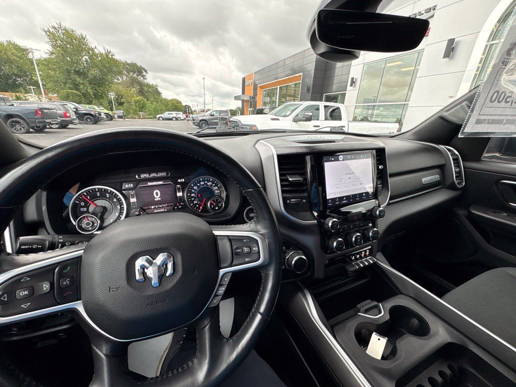 Used 2022 RAM 1500 Big Horn AWD/4WD image 21