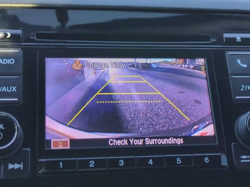 Used 2016 Honda HR-V LX image 17