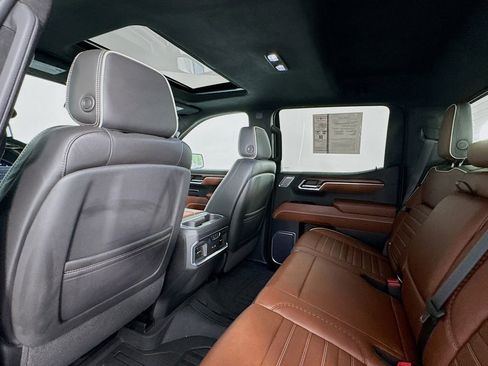 Used 2023 GMC Sierra 1500 Denali Ultimate image 19