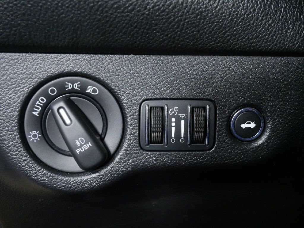 Used 2016 Dodge Challenger R/T Plus RWD image 24