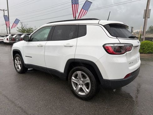 Used 2024 Jeep Compass Latitude AWD/4WD image 7