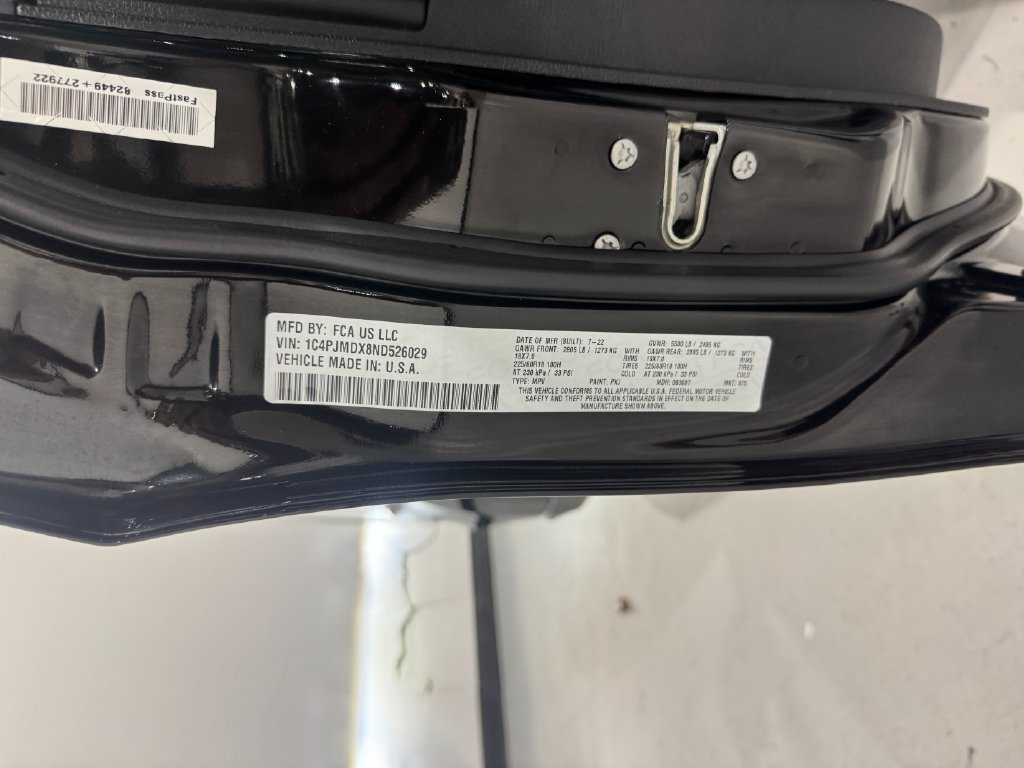 Used 2022 Jeep Cherokee Limited AWD/4WD image 43