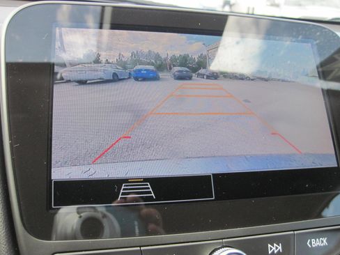 Used 2023 Chevrolet Malibu LS image 15