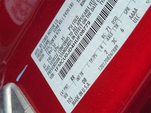 Used 2017 Ford Escape Titanium image 33