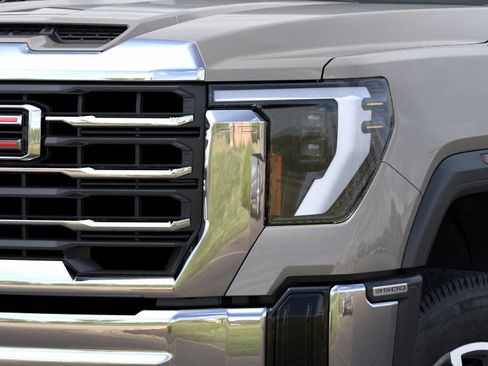 New 2026 GMC Sierra 3500 SLE image 10