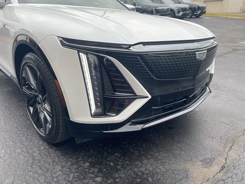 Used 2024 Cadillac Lyriq Sport w/ LPO, Floor Liner Package image 4