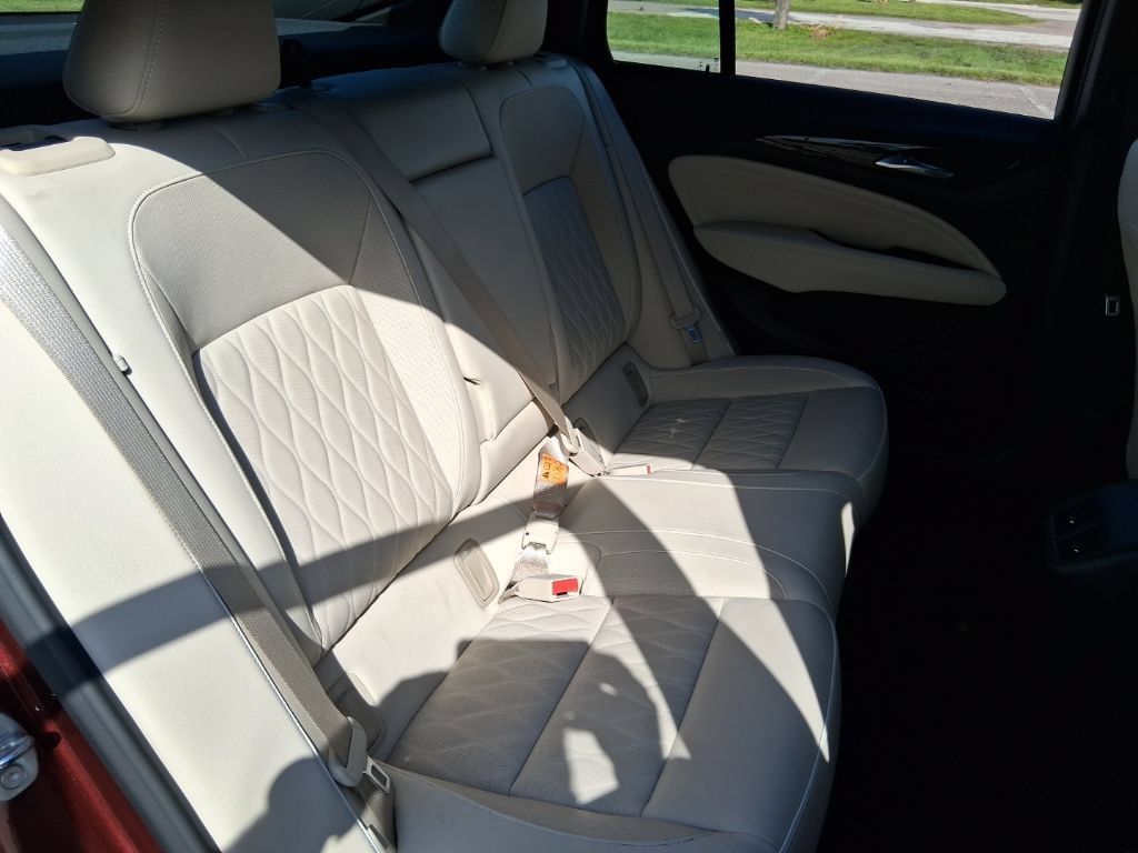 Used 2019 Buick Regal Avenir w/ Driver Confidence Package II FWD image 18