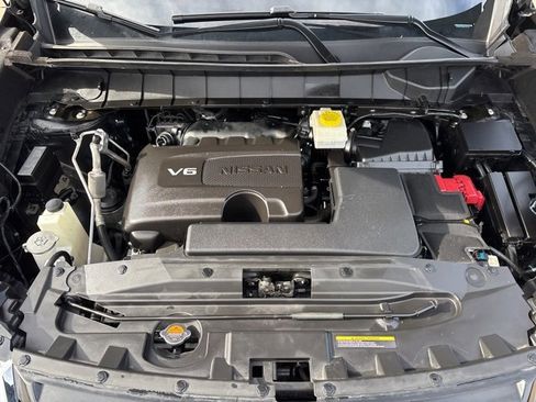 Used 2022 Nissan Pathfinder SL w/ SL Premium Package image 23