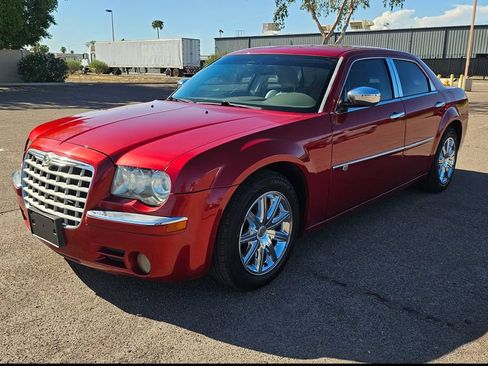 Used 2009 Chrysler 300 C RWD image 4
