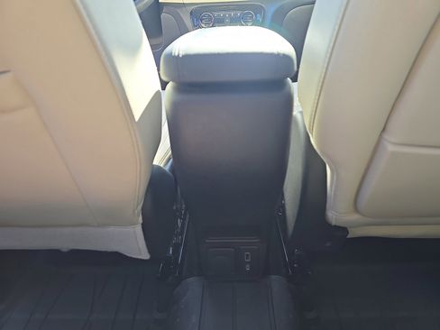 Used 2022 Buick Encore GX Essence w/ Advanced Technology Package image 27