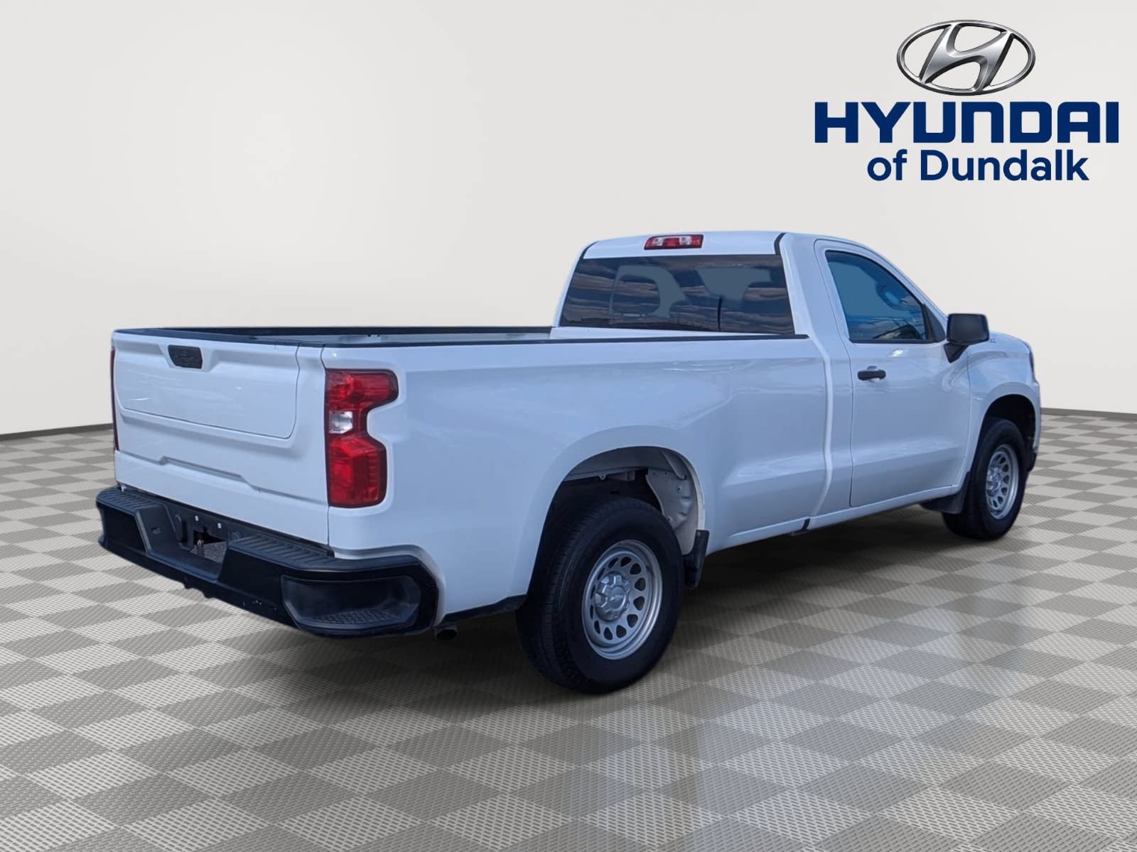 Used 2021 Chevrolet Silverado 1500 W/T w/ WT Convenience Package RWD image 3