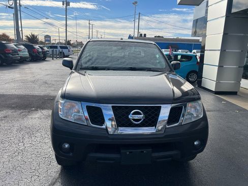 Used 2013 Nissan Frontier SV image 7