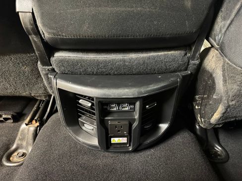 Used 2024 RAM 2500 Laramie AWD/4WD image 18