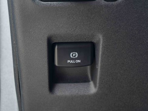 Used 2025 Ford Expedition King Ranch AWD/4WD image 40