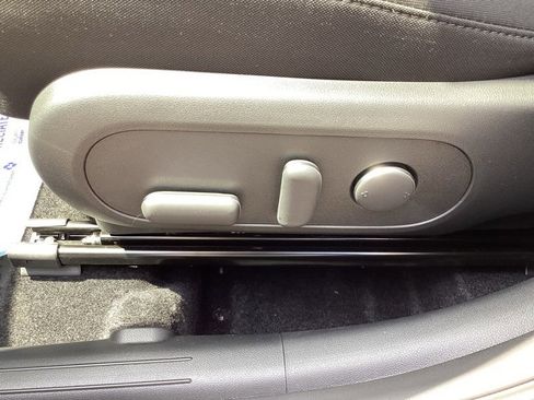 New 2025 Hyundai Kona SEL image 23