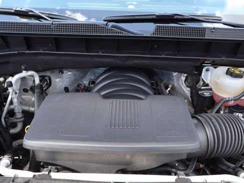 Used 2021 Chevrolet Silverado 1500 LT Trail Boss w/ Convenience Package II AWD/4WD image 47