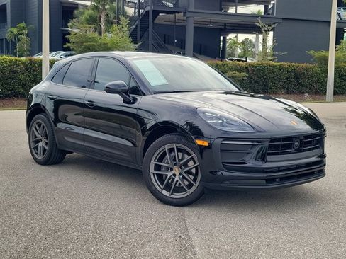 Used 2024 Porsche Macan Turbo image 32