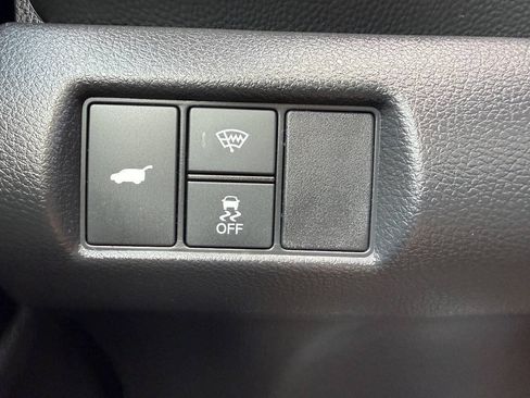 Used 2025 Honda Pilot TrailSport image 36