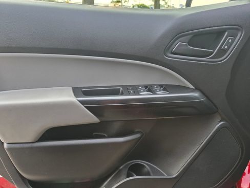 Used 2021 Chevrolet Colorado W/T RWD image 10
