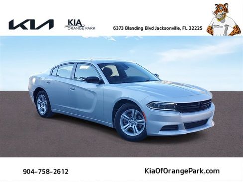 Used 2023 Dodge Charger SXT image 1