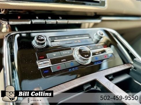 New 2024 Lincoln Navigator L Reserve image 18