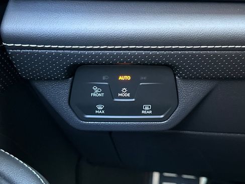 New 2025 Volkswagen Atlas Cross Sport SEL Premium R-Line image 24