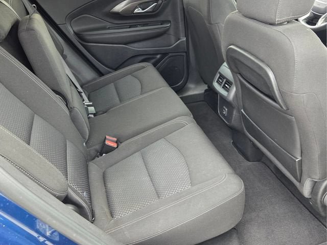 Used 2023 GMC Terrain SLE w/ Driver Convenience Package FWD image 17