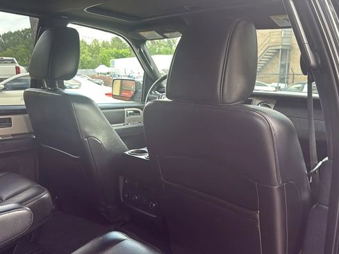 Used 2015 Ford Expedition XLT w/ Equipment Group 202A RWD image 22