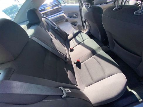 Used 2016 Chevrolet Cruze LT FWD image 3